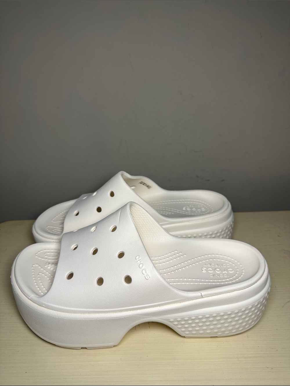 CROCS stomp White Platform Slide On Mule chunky sandals